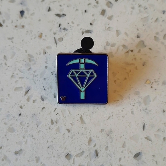 Disney Jewelry - Official Disney Snow White Dwarves Diamond Mine Logo Pin